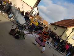 Narrenfreunde Pfäffingen - Sumpfhexen Narrenfreunde Pfäffingen - Sumpfhexen