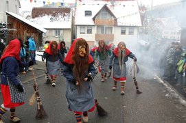 Narrenzunft Dettingen - Höllsteinhexen